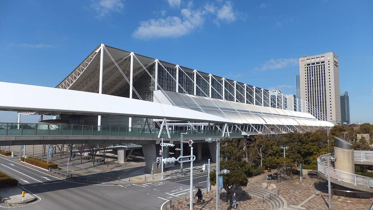The sweeping curved roofline of Makuhari Messe's exhibition halls in Chiba, the venue of Wonder Festival, Tokyo Game Show and Jump Festa.